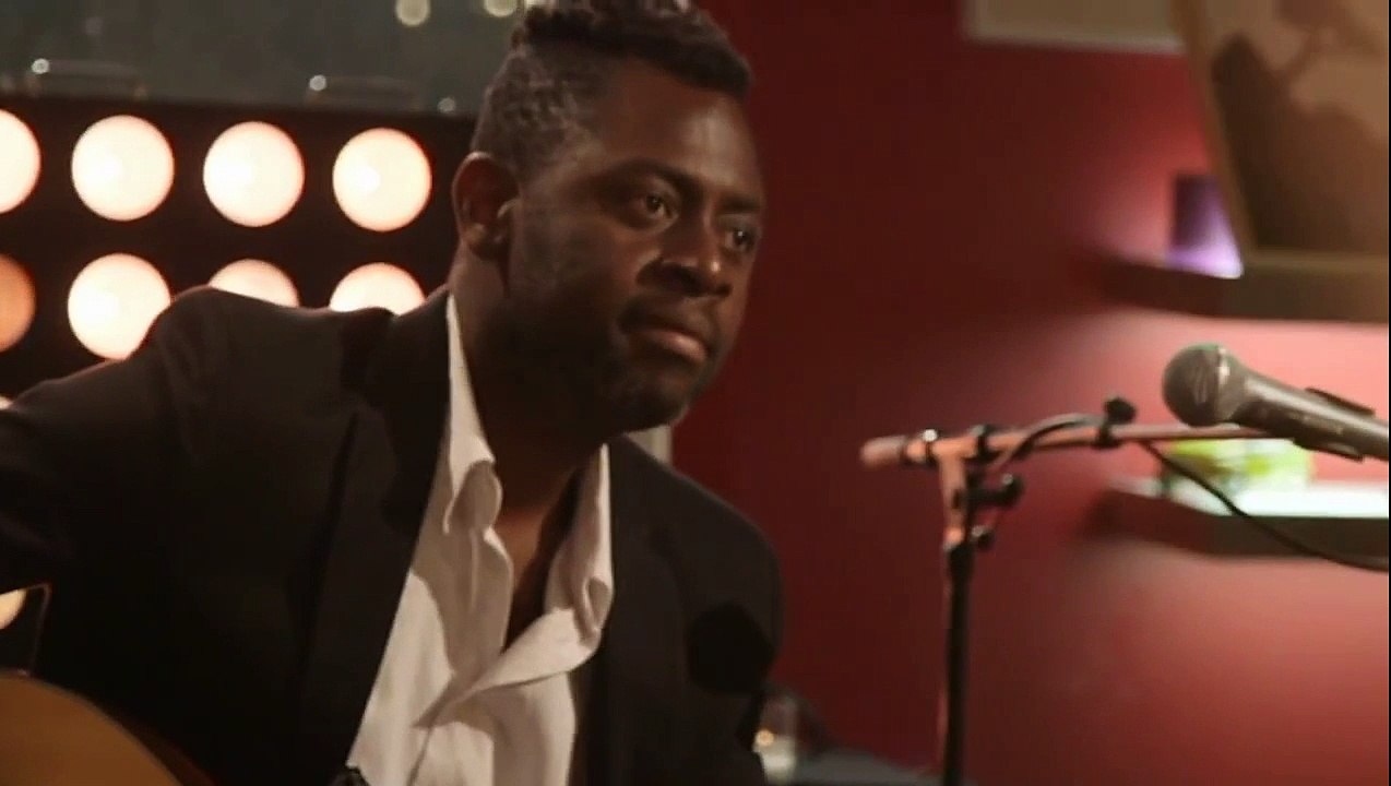 Indila ~ [ Derniere Danse ]