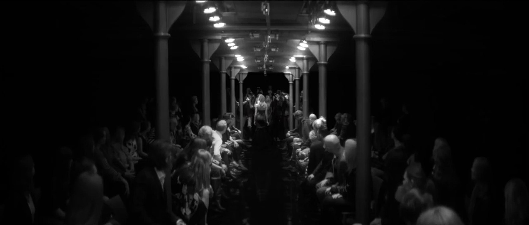 Anja Rubik  in sexy video ,,In Lost "
