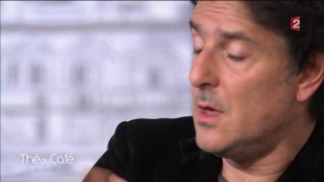 Thé ou Café : ce qu'Yvan Attal a fait par amour pour Charlotte Gainsbourg