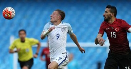 Mehmet Topal, Kırmızı Karttan FIFA'nın Yeni Kuralları Sayesinde Kurtuldu