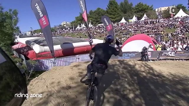 5 Tricks - Double Whip to Footjam Whip to Bus - #RidingZone