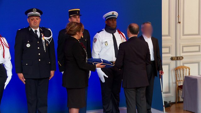 Cérémonie de remise de médailles de la sécurité intérieure