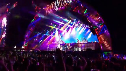 AC DC - For Those About to Rock (We Salute You) Prague 2016 4K