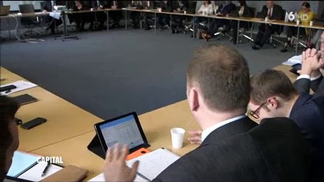 Capital s'invite dans les coulisses d'un conseil régional et de leurs dépenses ! Regardez