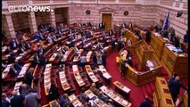 Греция: парламент одобрил новый пакет реформ