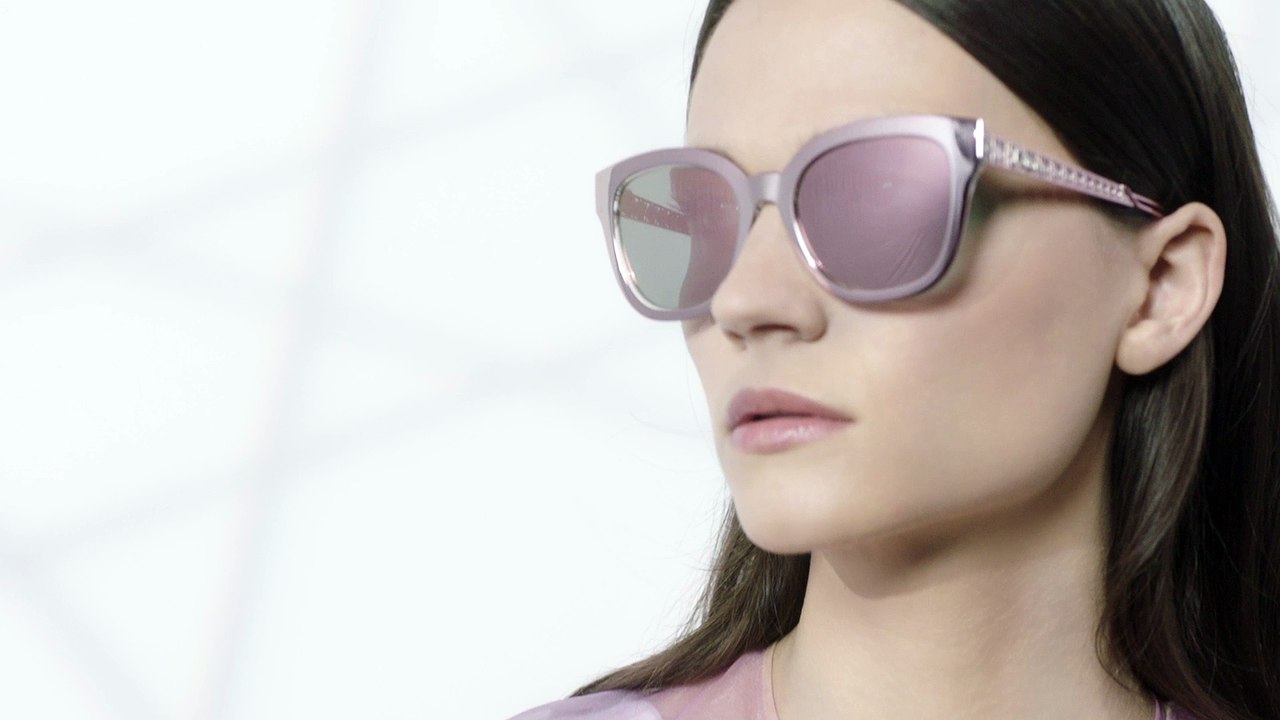 "Diorama", les nouvelles lunettes stars de Dior