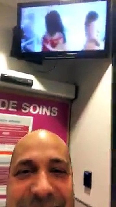 film érotique diffusé dans un hôpital
