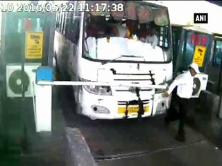 Watch: Bus driver refuses to pay toll, rams through tollgate