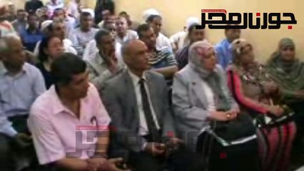محافظ الأقصر يستمع لمشاكل أهالي قرية الرياينة
