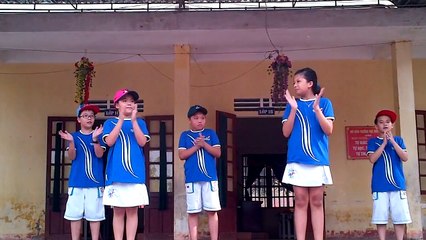 ♪♪♪ Hót nhảy Dân vũ Chicken Dance - TT Ngoại ngữ Quốc tế New Space