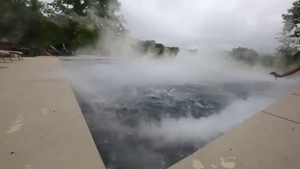 Dry Ice in POOL