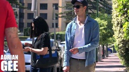 Un faux aveugle teste l'honnêteté des gens