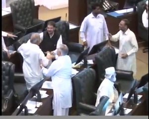 Javed Nasim gone uncontrolable with Arbab Jahandad in KPK Assembly