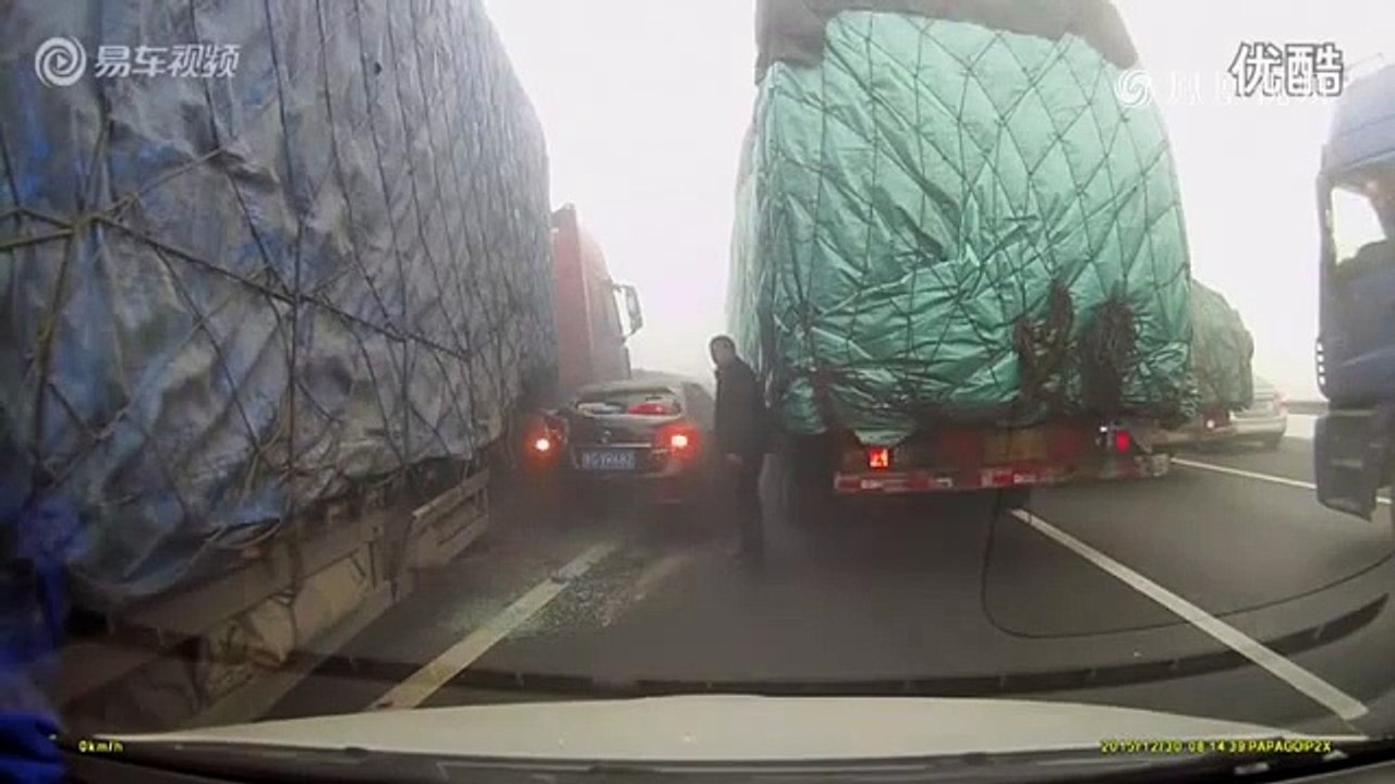 Un carambolage sur autoroute en Chine à cause du brouillard