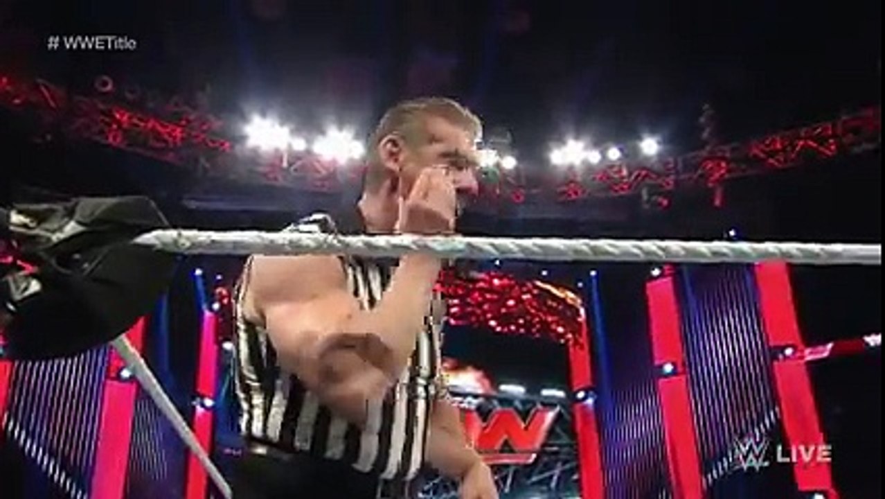 Reigns vs. Sheamus - Mr. McMahon Guest Ref. for WWE World Heavyweight Title- Raw, Jan. 4, 2015