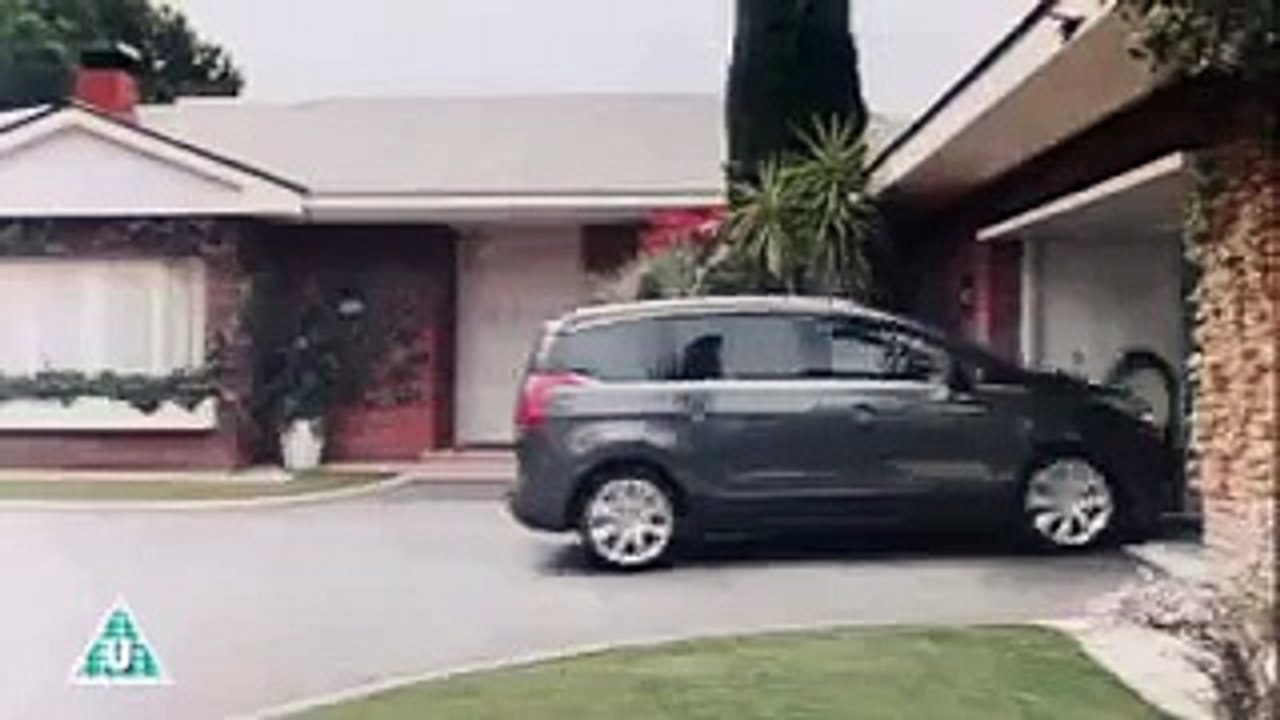 Peugeot 5008   Toy Story 3 2010, UK, cinema