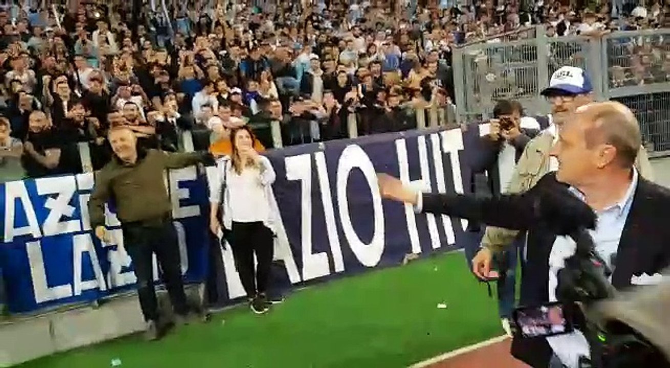 DELIO ROSSI SOTTO LA CURVA NORD - LALAZIOSIAMONOI
