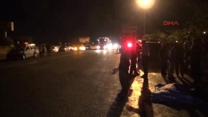 Antalya Yolun Karşısına Geçerken Cipin Çarpmasıyla Öldü