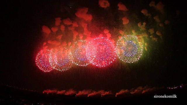 Japanese 12inch×300&36inch fireworks shells in Kounosu fireworks 2011年 こうのす花火大会　フィナーレ　鳳凰乱舞