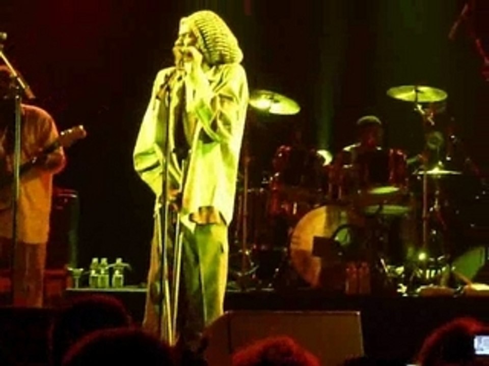 Concert Live - Israel Vibration (extrait 2)