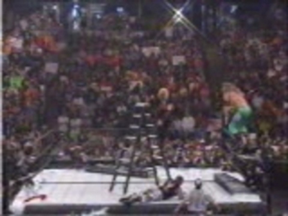 WWF - Edge Spears Jeff Hardy In Ladder Match