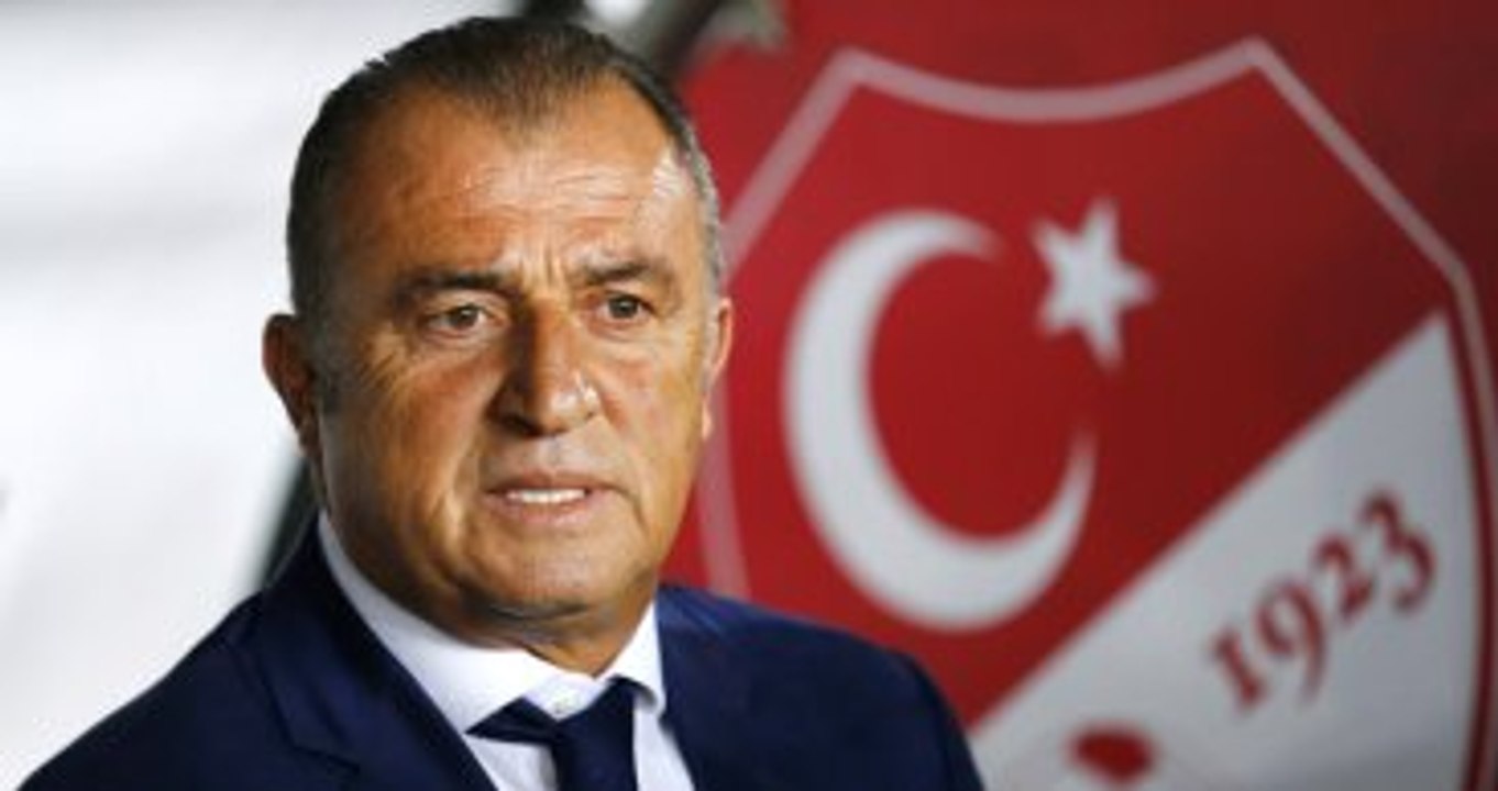 Fatih Terim, Futbolculara Ayın 26'sına Kadar İzin Verdi