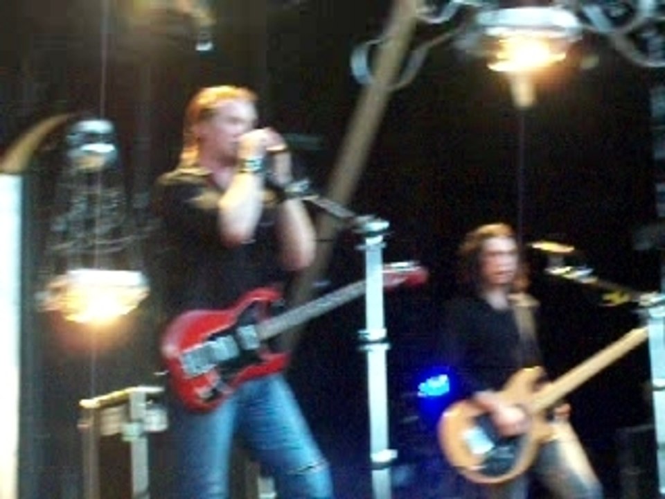 QOTSA @ Furia Festival, ''Make It With Chu''