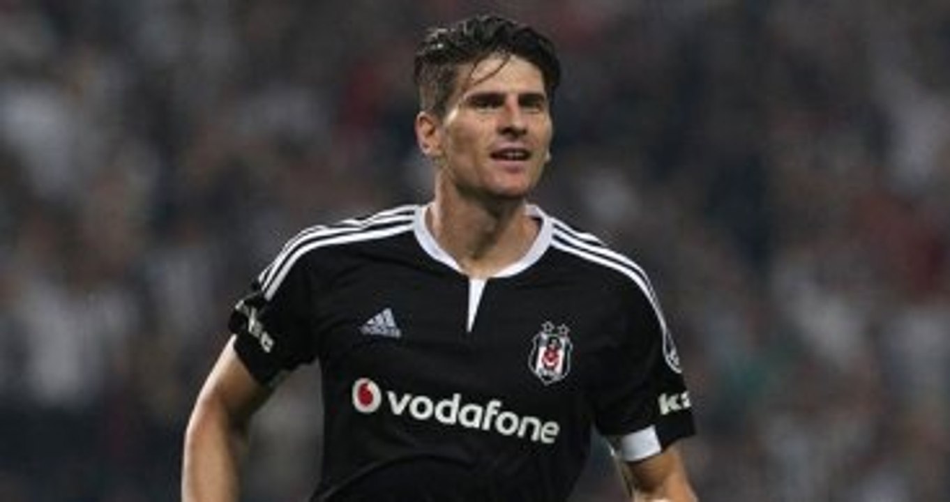 Mario Gomez Giderse Beşiktaş Wilfried Bony'ye Teklif Yapacak