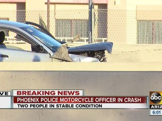 Phoenix police officer involved in crash on freeway
