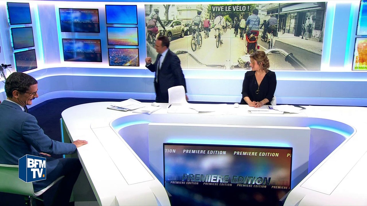 Christophe Delay sillonne le plateau de BFMTV en vélo électrique