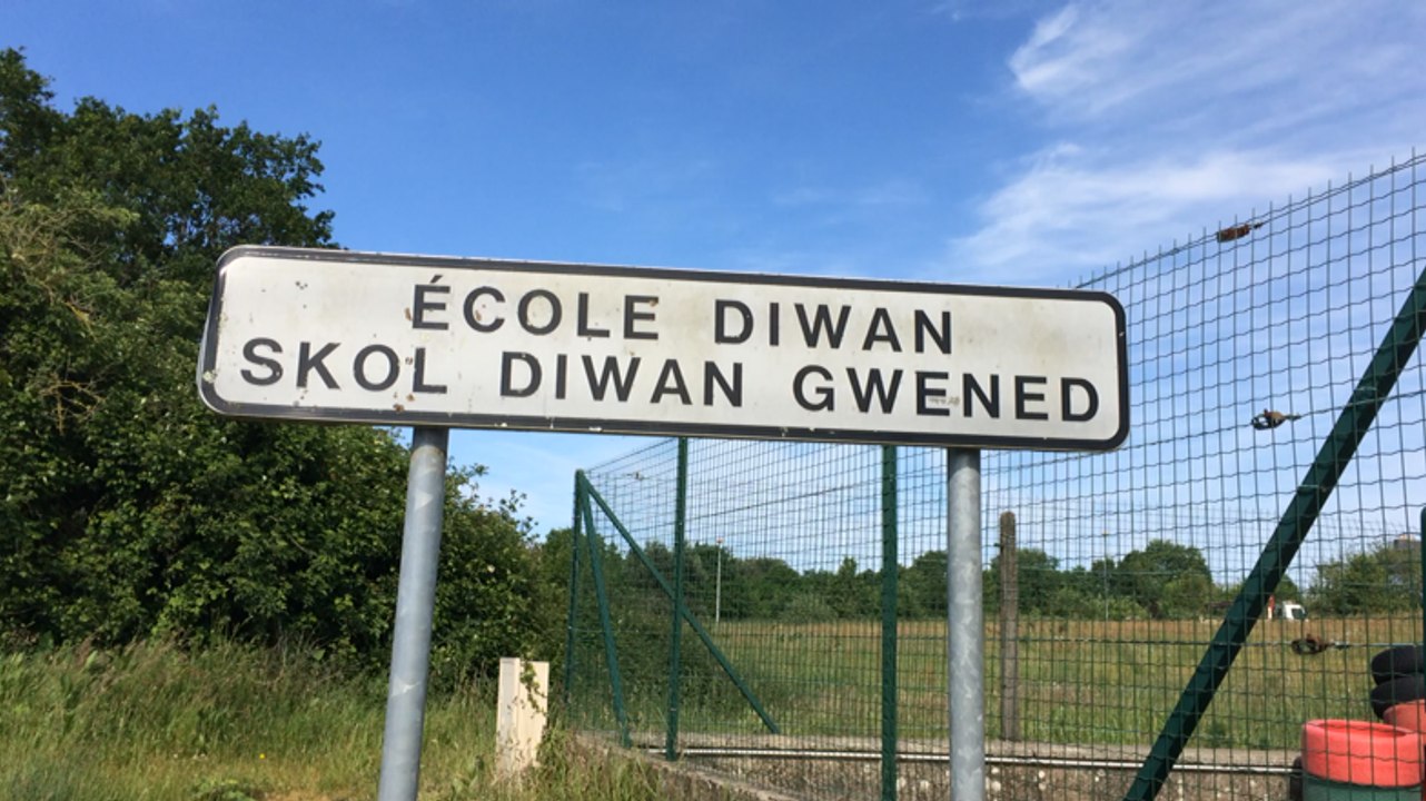 Tournage d'un clip à l'école Diwan