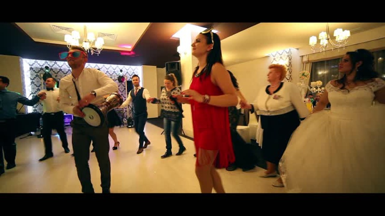 FORMATIA ROMANTICII - ASTAI DANSUL DE LA MUNTE  ®