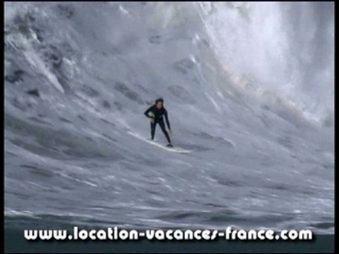 Surf a Guethary Bidart sur le spot de Parlementia