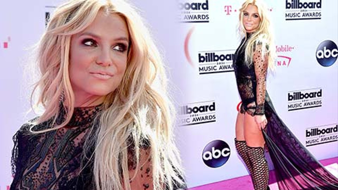 Britney Spears SLAYS At 2016 Billboard Music Awards