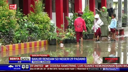 Gedung Sekolah Kebanjiran, Ujian Kenaikan Siswa di Padang Ditunda