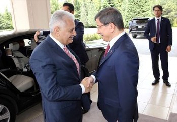 Çankaya Köşk'ünde Devir Teslim! Davutoğlu Görevi Yıldırım'a Bıraktı