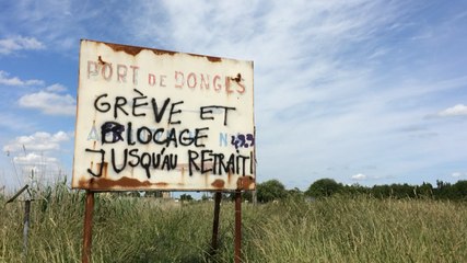Blocage du dépôt pétrolier