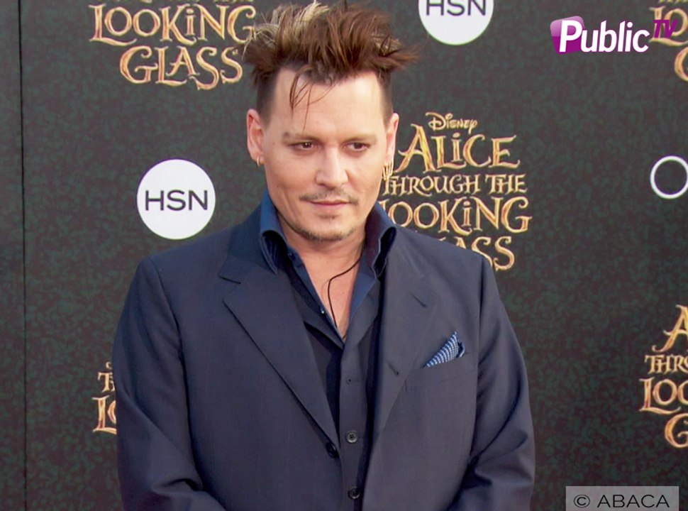 Johnny Depp : sa nouvelle coupe de cheveux au top à l’avant-première de Alice aux Pays des Merveilles 2 !