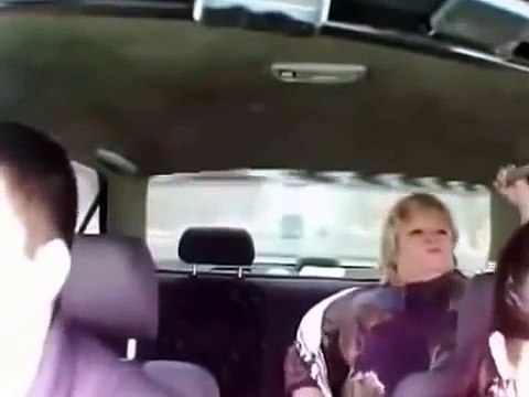 Парень и теща едут на машине - Ржать не встать!
