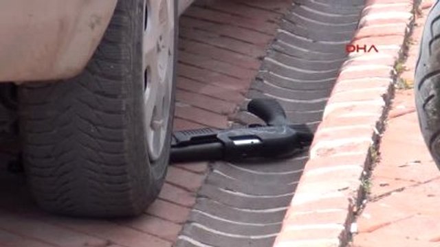 Kütahya - İlçe Meydanında Pompalıyla Ateş Etti 3 Kişiyi Yaraladı