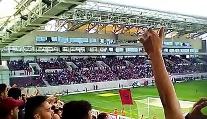 33η ΑΕΛ-Χανιά 2015-16 Κερκίδες πριν την έναρξη πέταλο