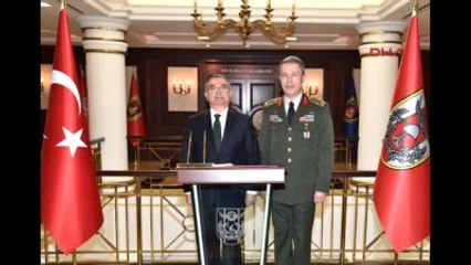 Bakan Yılmaz'dan Genelkurmay Başkanı Akar'a Veda Ziyareti