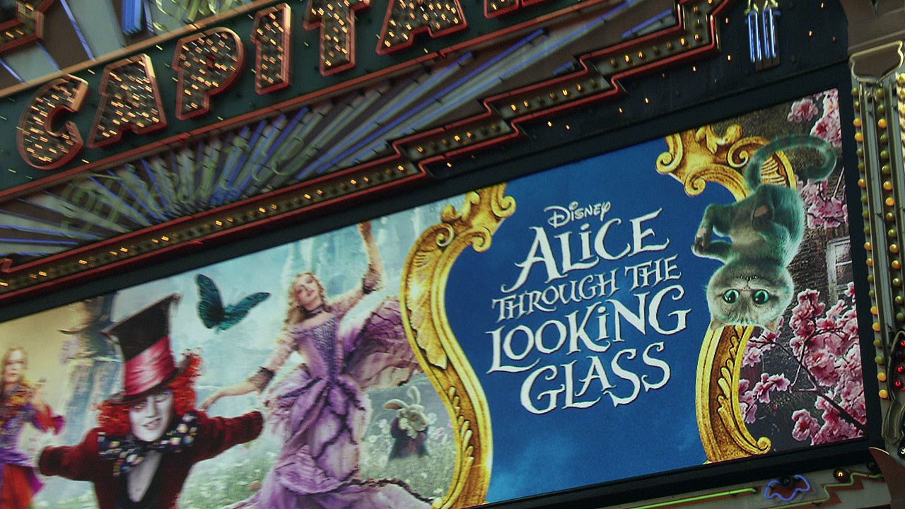 ALICE THROUGH THE LOOKING GLASS PREMIERE PINK HOLLYWOOD BLVD CONCERT 5.27.2016