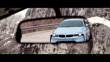 La BMW 2002 M2 Hommage Concept en pleine action
