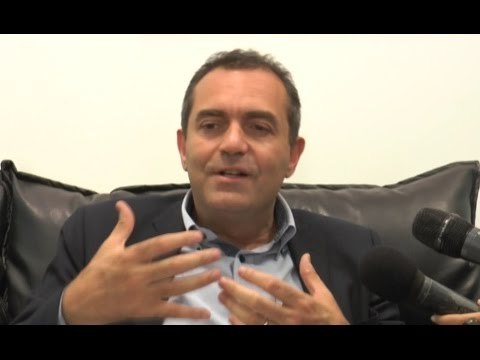 Napoli - Consiglio approva rendiconto, tensione per Napoli Sociale (24.05.16)