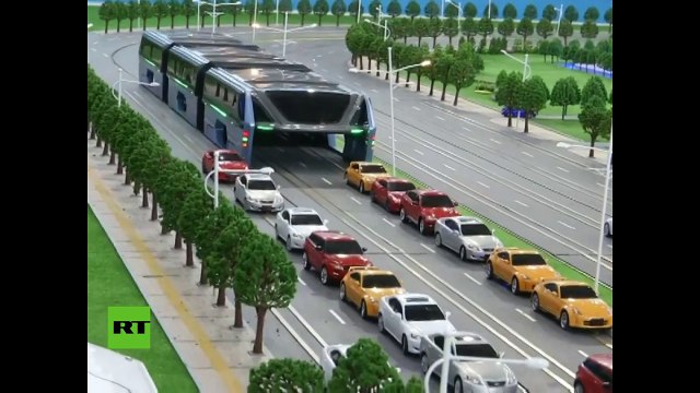 Vea el autobús chino que acabará con el tráfico