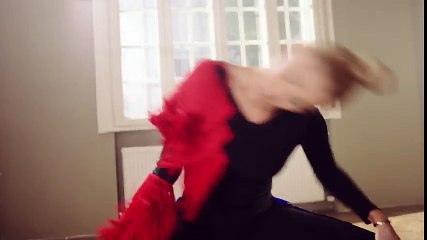 Alina Eremia - De ce ne indragostim