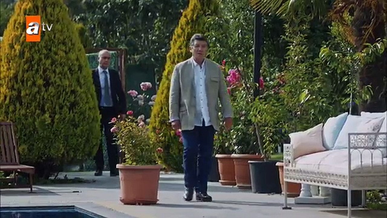 Eşkıya Dünyaya Hükümdar Olmaz 37. Bölüm - Kafasına sık!