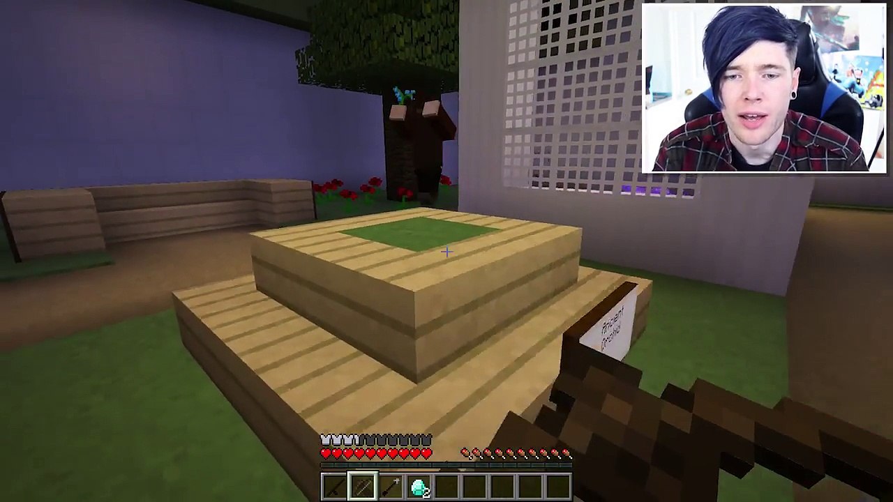 Minecraft | IM A SECURITY GUARD!!