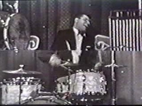 Buddy Rich & Jerry Lewis - Drum Solo Battle (1965)